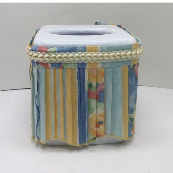 Vintage Discontinued Croscill Fiesta Tissue Box Cover Hand Made - Picture 2 of 7